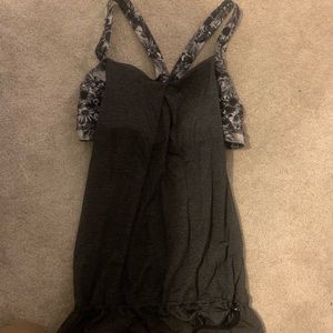 Lululemon top with built in bra